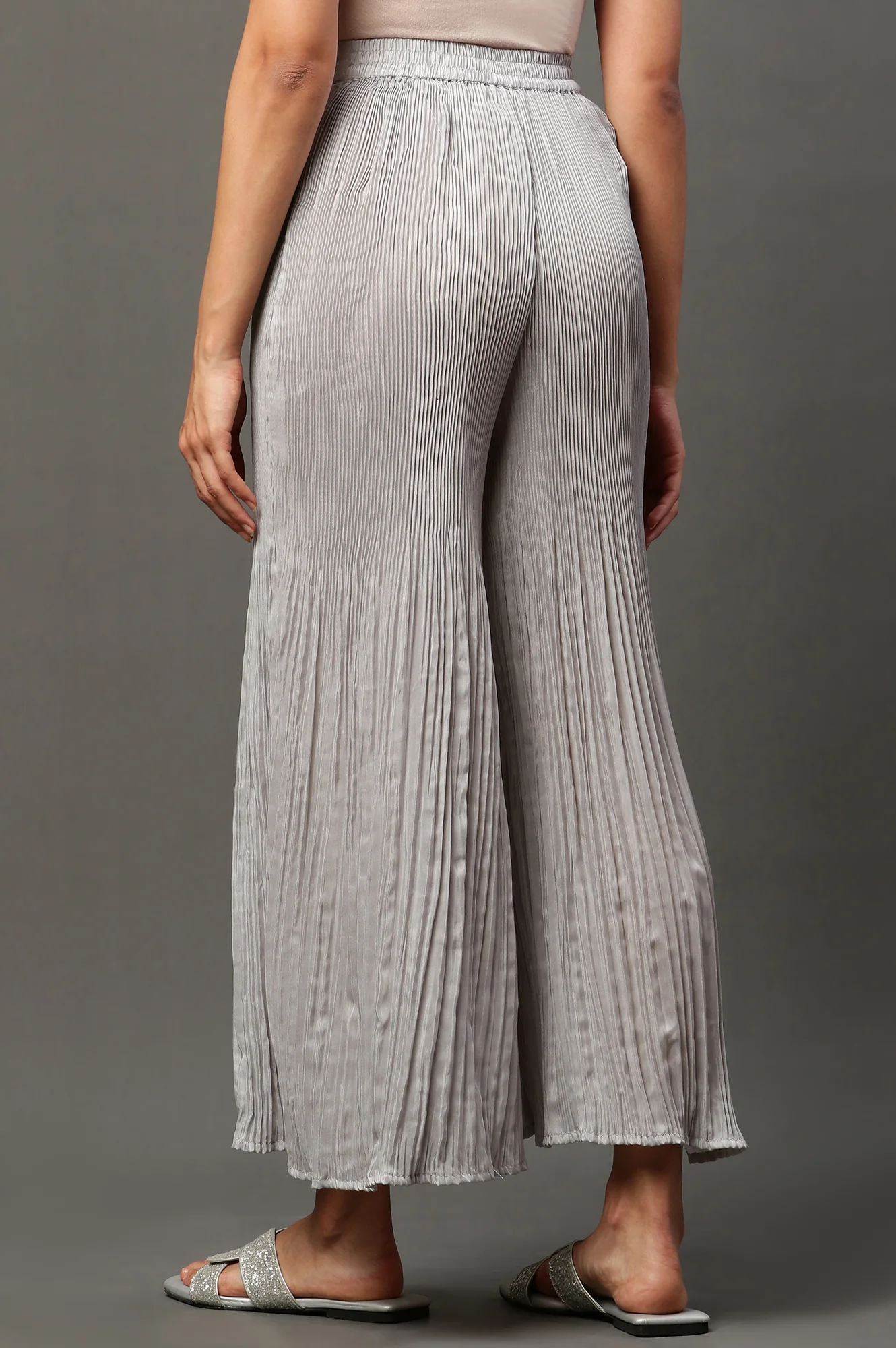 Solid Flared Woven Sharara With Pleats - Image 9