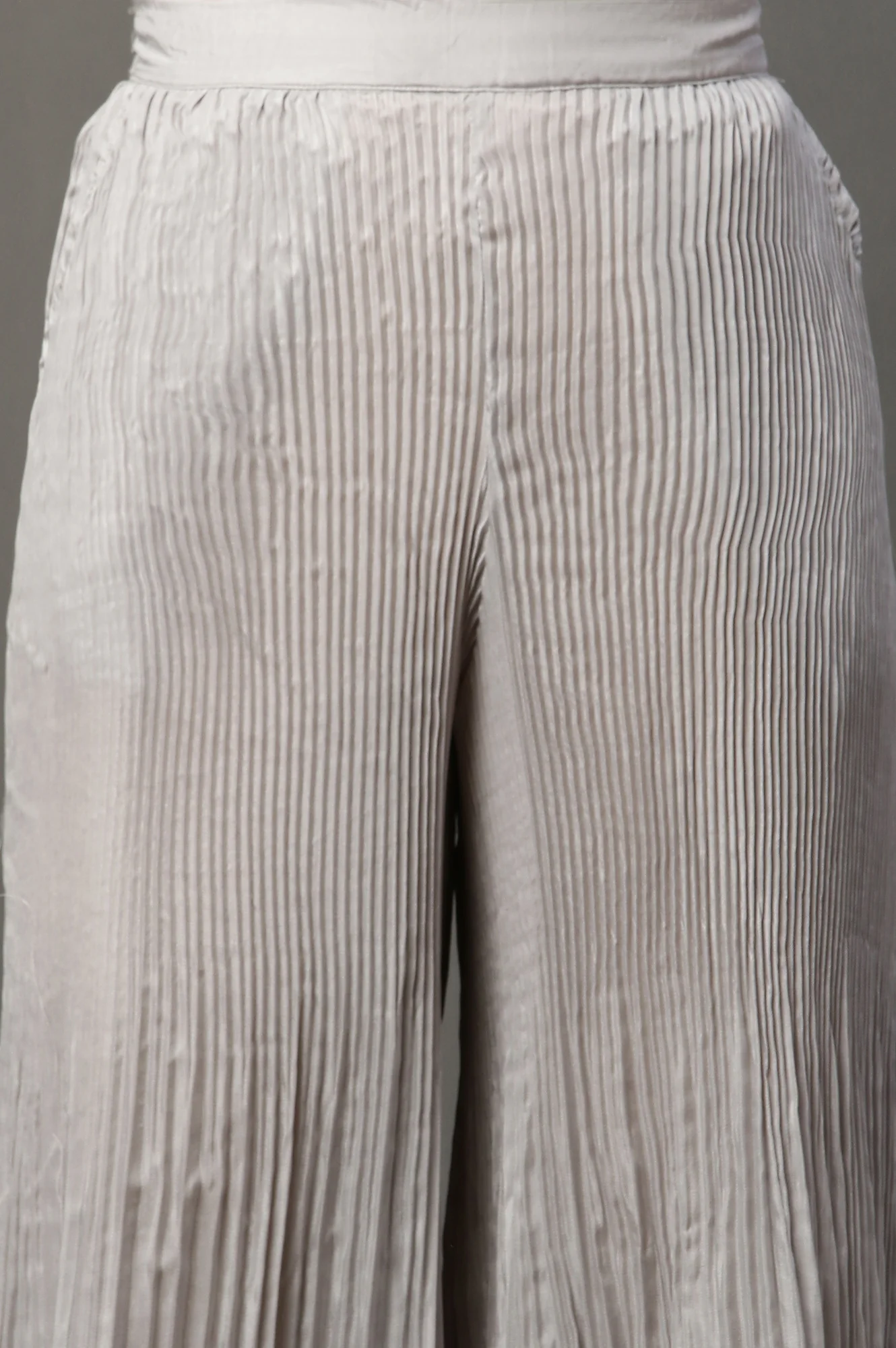 Solid Flared Woven Sharara With Pleats - Image 13