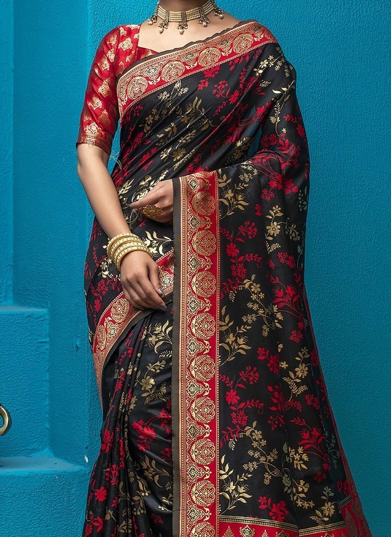 Black Banarasi Silk Jacquard Woven Traditional Saree Festive Wear - Image 3