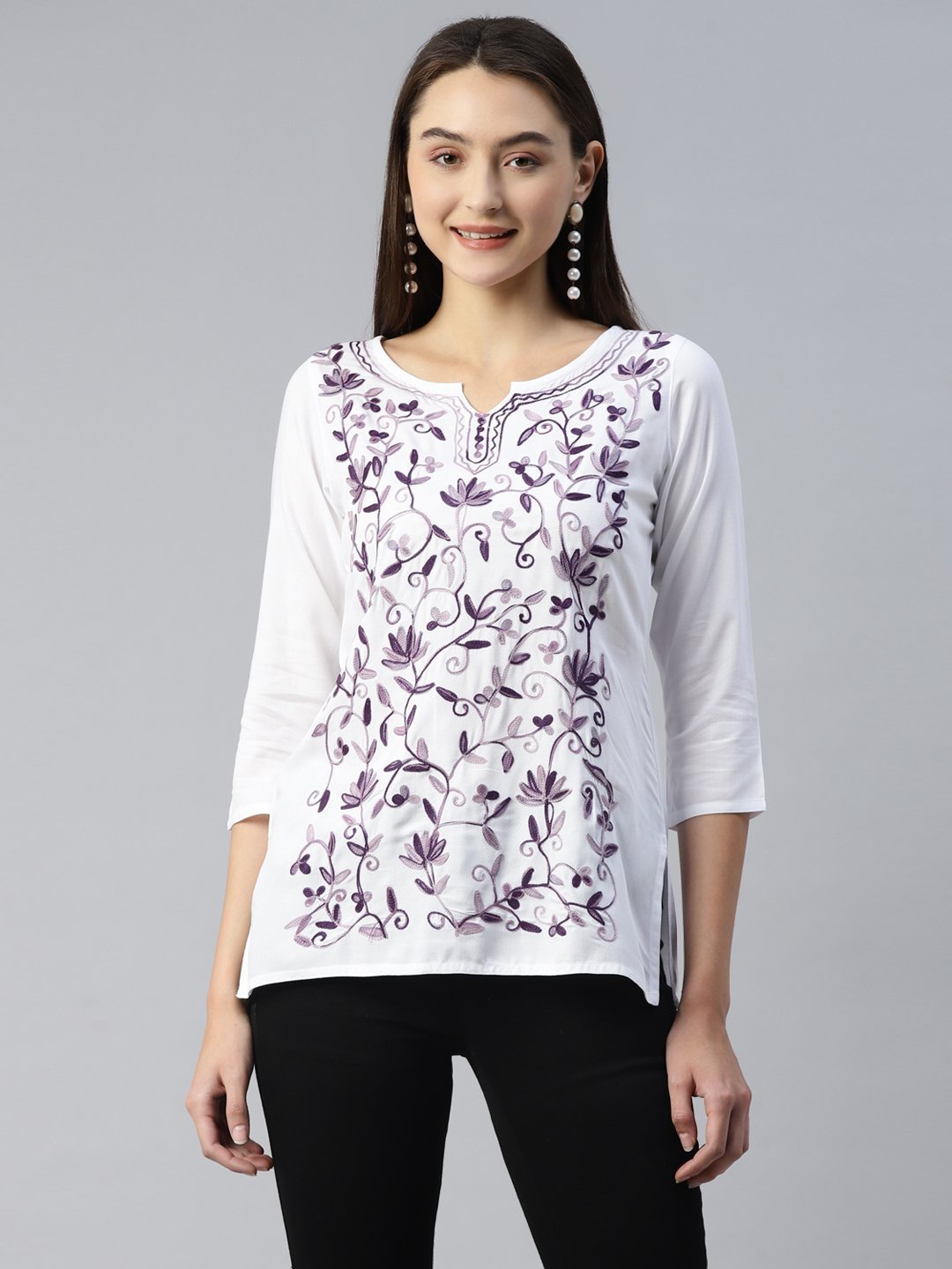 Jannat Kashmiri White Kurti