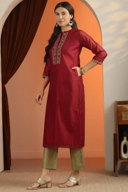 Red Embroidered Silk Blend Straight Kurta