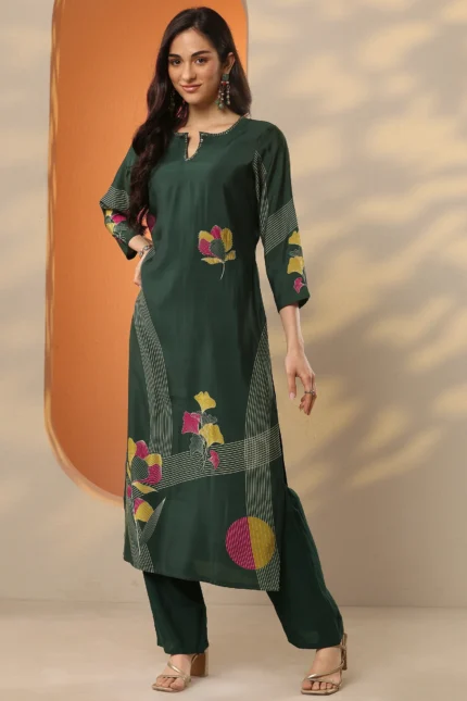 Green Printed Silk Blend Straight Kurta