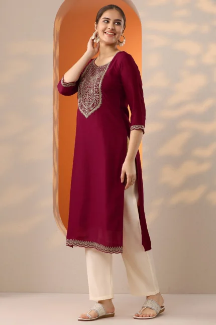 Pink Embroidered Silk Blend Straight Kurta