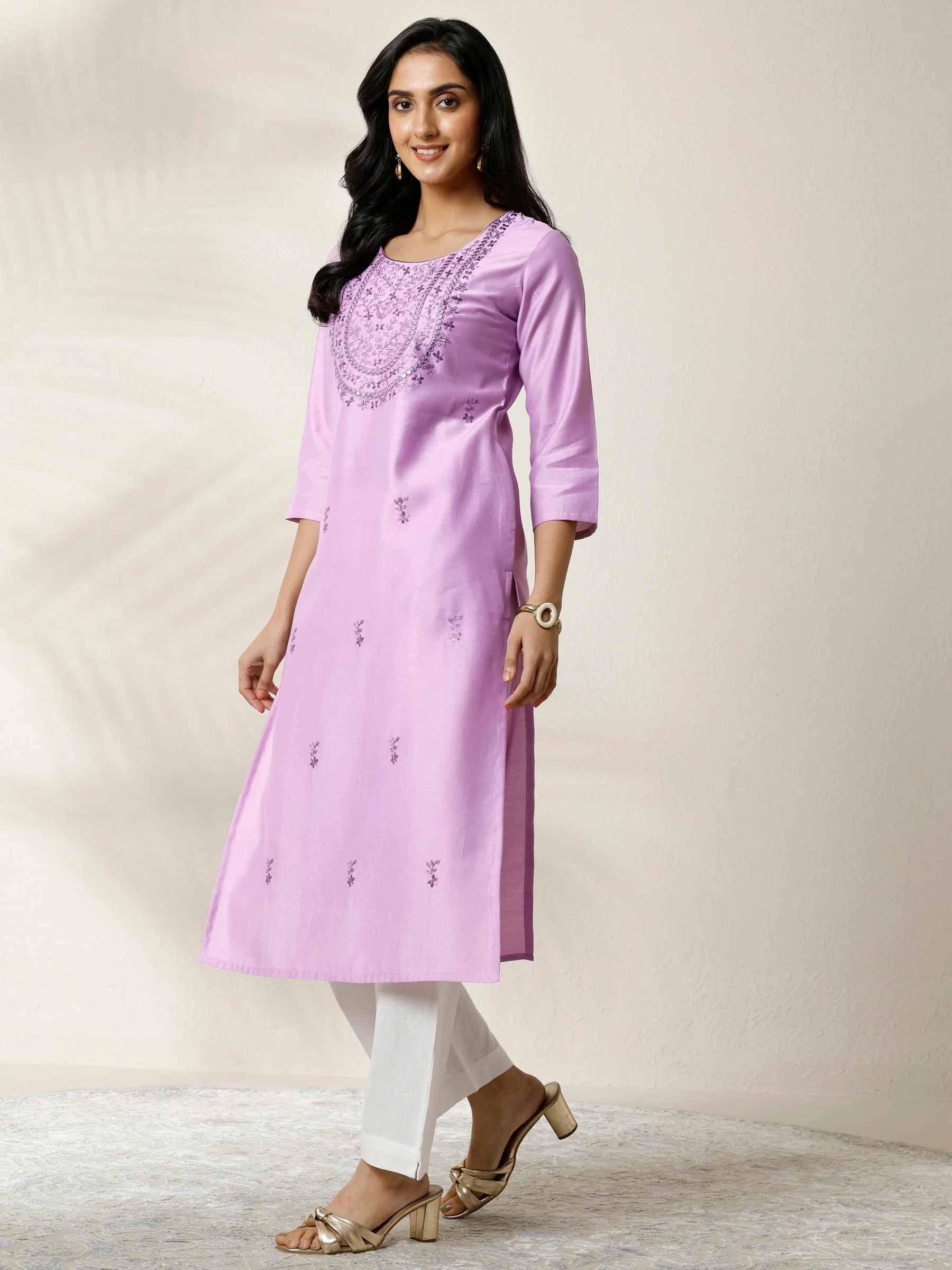 Lavender Embroidered Silk Blend Straight Kurta