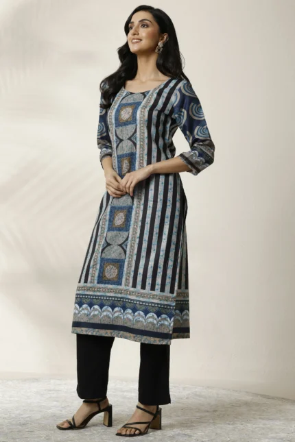 Blue Printed Cotton Blend Straight Kurta
