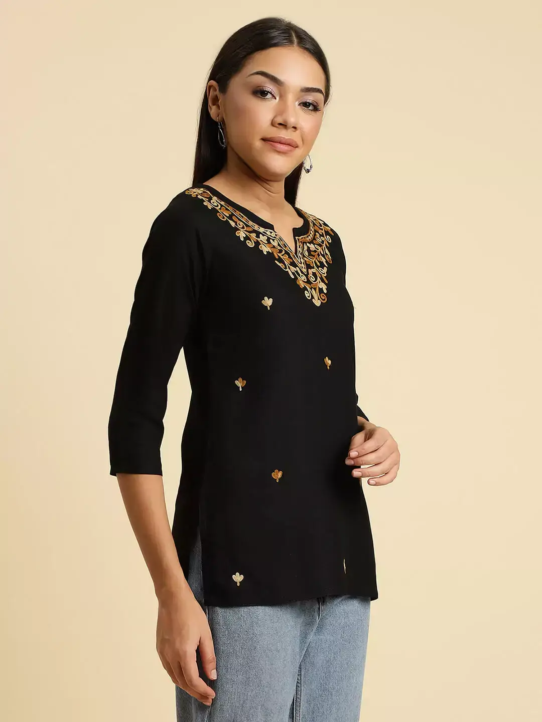 Aiza Kashmiri Black Short Kurti - Image 3