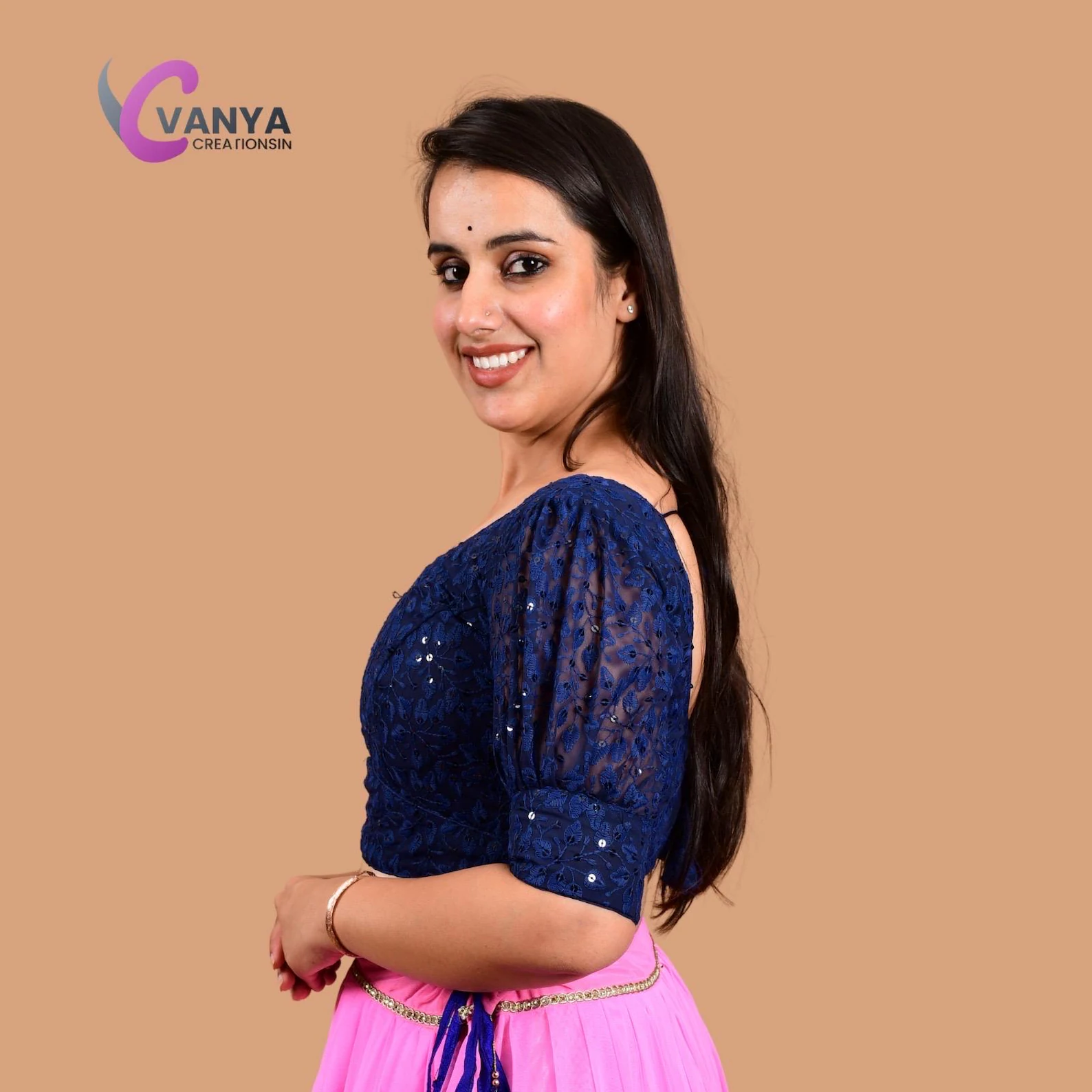 Chikankari embroidery Round-Neck Sleeves Cotton Saree Blouse - Non-Padded - Image 4