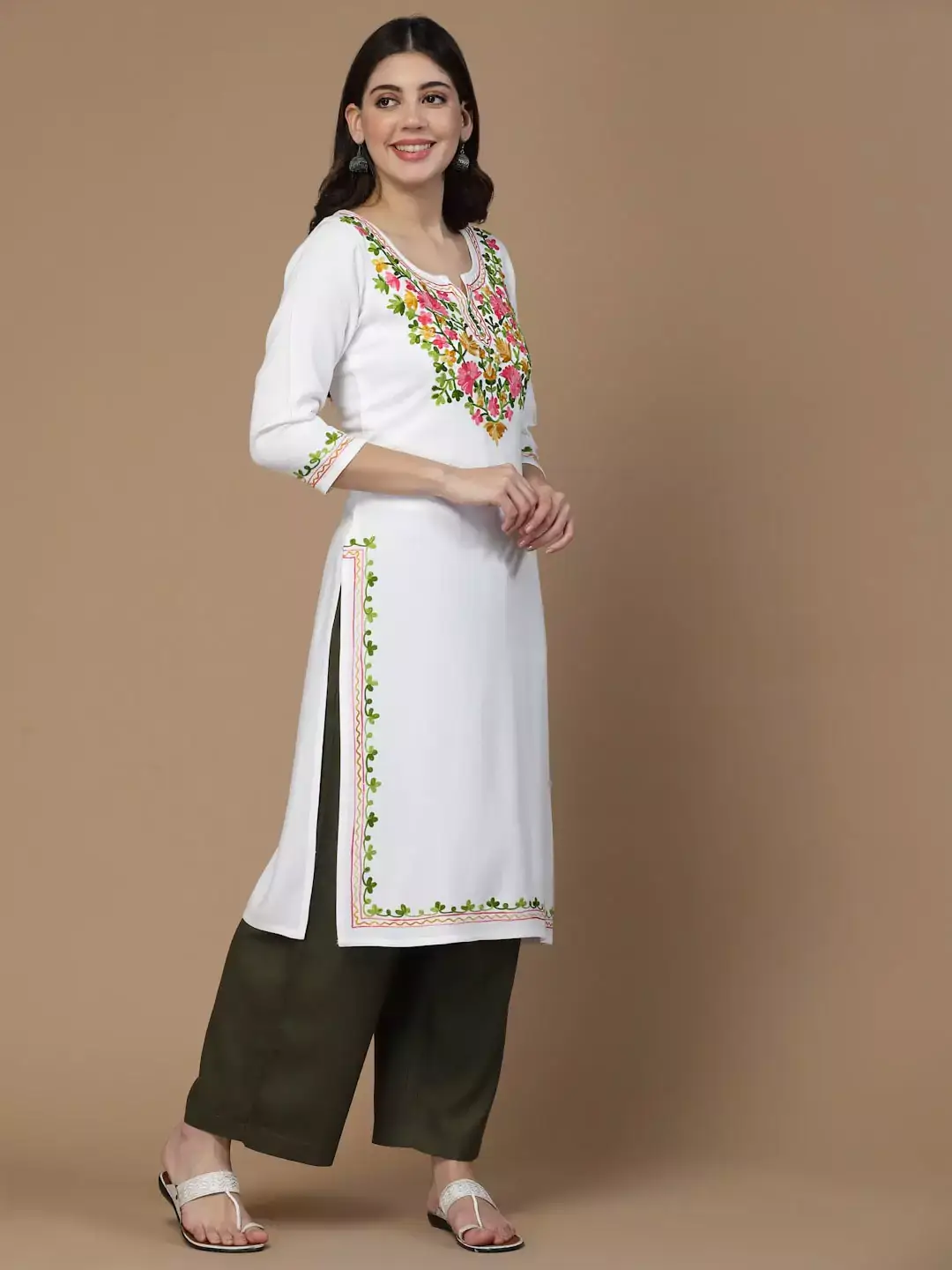 Aylin White Embroidred Kurti - Image 3